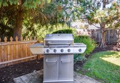 Others 5 Lovely Medford Home w/ Patio, Fire Pit + Gas Grill