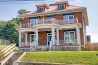 Lainnya Inviting Connellsville Home w/ Deck - Pets Welcome