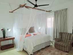 The Sky Safari Lodge - Hoedspruit, USD 39.40
