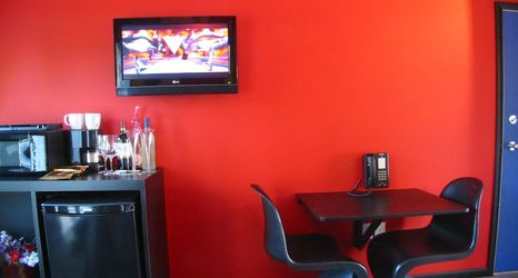 其他 2 The Roxbury