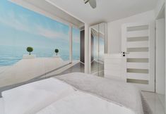 Lainnya 5 Family Apartment in Wroclaw by Renters