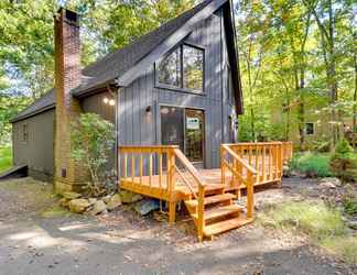 Others 2 Bright + Modern Poconos Cabin: Community Beach!