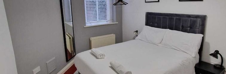 อื่นๆ Charming 2-bed Apartment in Gateshead