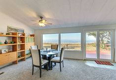 其他 2 Oceanfront Port Angeles Home w/ Yard & Views!