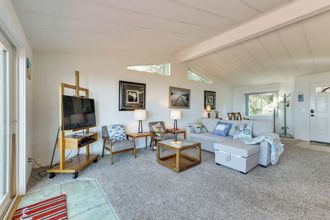 其他 4 Oceanfront Port Angeles Home w/ Yard & Views!