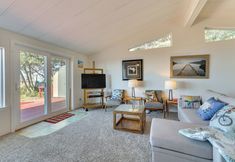 其他 3 Oceanfront Port Angeles Home w/ Yard & Views!