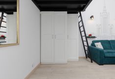 Others 5 Aleja Wyzwolenia Studio by Renters