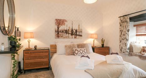 기타 2 Flat 2, The Maltings