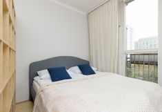 Others 5 Warsaw Center Apartment by Renters