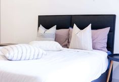 Others 2 Una by Plush