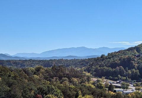 Others Ern862 - Meme's Hunt'n Camp 3 Bedroom Cabin by RedAwning