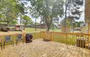 Others 2 Cozy Greensboro Vacation Rental w/ Deck & Fire Pit