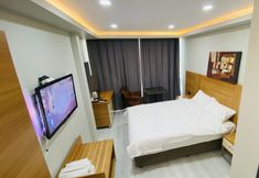 Others 2 The North Hotel