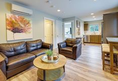 Lainnya 3 Modern Seatac Gem w/ Fireplace & Smart Tvs!