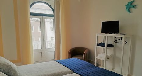 Khác 2 Av. António Augusto de Aguiar 56