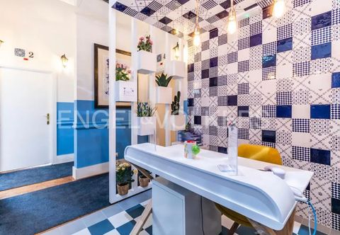 Khác Av. António Augusto de Aguiar 56