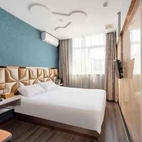 Primary image 1 99 Inn Selected Hotel (Shanghai Sheshan Happy Valley), Hotel MIRACLE美发沙龙