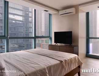 Others 2 Luxury 2BR in Uptown Bgc, -- Free Pool use --