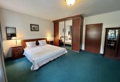 Others 3 Dworek Bielin