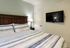 Others 2 Beachfront Retreat