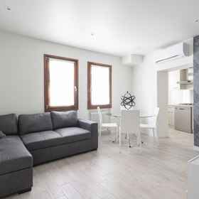 Room 1 San Marco Style Canal View Apt 1 by Wonderful Italy, Saint Mark's Basilica Hotels