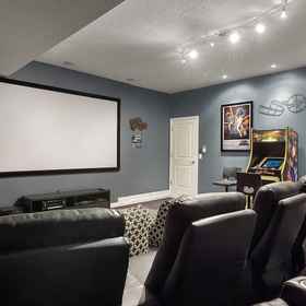 Primary image 1 9161 Caddie way, Calabay Palms Villa Hotels