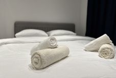 기타 Real Homes & Metro Line