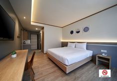 อื่นๆ 2 Prom Hotel