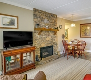 Lainnya 2 Charming Gatlinburg Condo - Walk to Downtown!