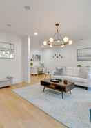 Primary image South End Charlotte Townhome < 2 Mi to Uptown!