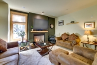 Others Mammoth Lakes Condo w/ Fireplace: Near Skiing!