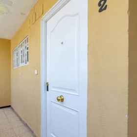 Interior entrance1Alterhome Yumbo,圣巴托洛梅-德蒂拉哈纳飯店