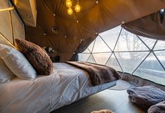 Others 5 Luna Domes