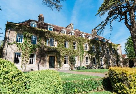 Lain-lain Holbrook Manor & Spa.