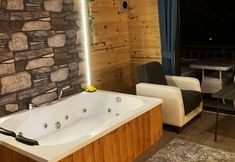 Others 2 Putra Suit Bungalov