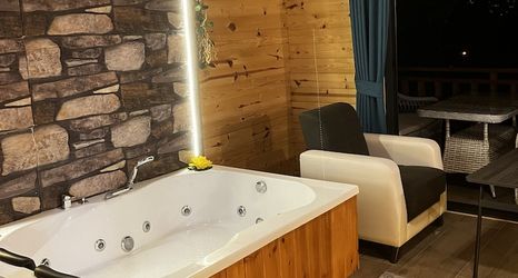 Others 2 Putra Suit Bungalov