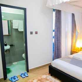 Room 1 Fanaka Homes, โรงแรม & ที่พัก Mountain View