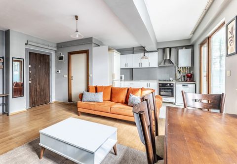 Others Flat With Backyard 6 min to Bostanci Show Center