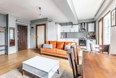 Others Flat With Backyard 6 min to Bostanci Show Center