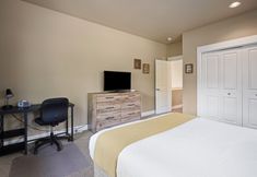 Lain-lain 7 Big Wren 3 Bedroom Home by RedAwning