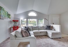 Lainnya 3 Secluded Port Angeles Home w/ Deck & Gas Grill!