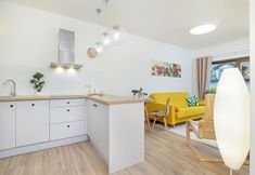 其他 6 Spring Flowers Apartment by Renters