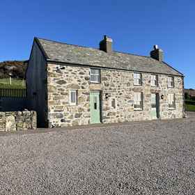 Primary image 1 페낭트 이, Pistyll 호텔