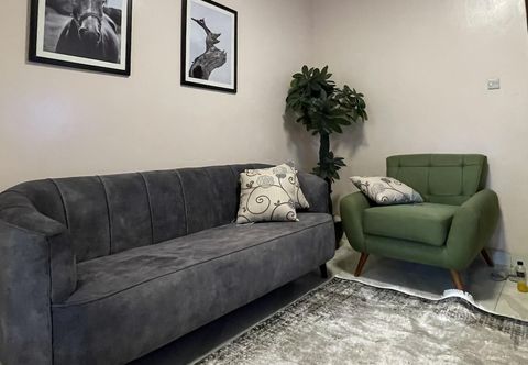 Lainnya Cozy 1-bed Apt With Pool & Gym in Najjera 2