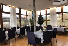 Others 7 The Boat - Hostel&Chill