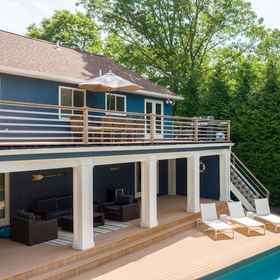 Primary image1Heated Pool Hot tub Beachwood Cove by Rovetravel,美好家园博物馆飯店