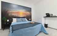 Lainnya 3 IzzHome Cozy Room