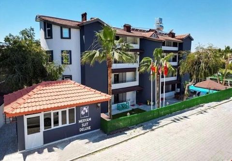 อื่นๆ Meryam Deluxe Suit