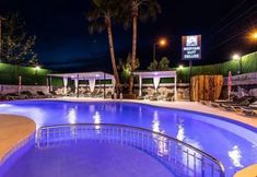 Others 7 Meryam Deluxe Suit