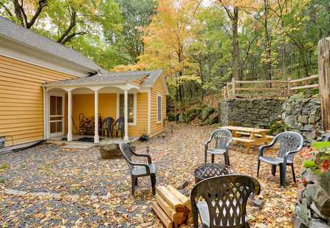 Lain-lain Historic Home in Taylors Falls w/ Patio & Fire Pit